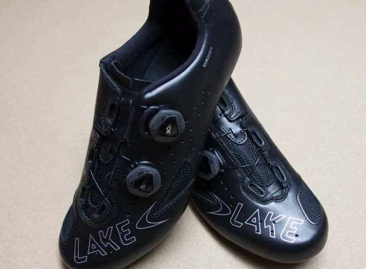 best cycling shoes for wide feet