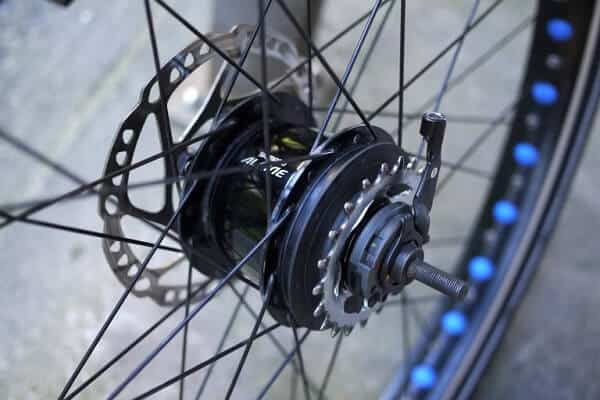 Mountain bike hubs