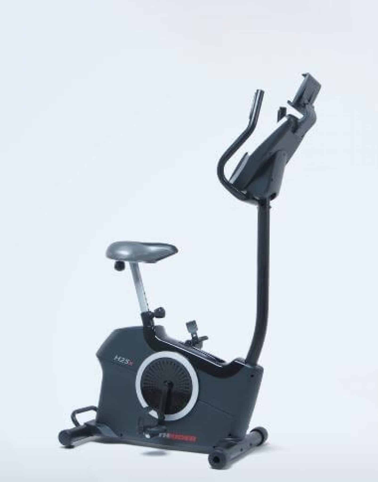 what is the difference between a stationary bike and a spin bike