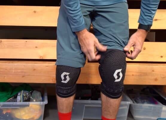 Knee pads