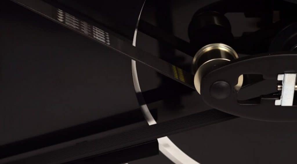 difference between chain and belt drive spin bikes