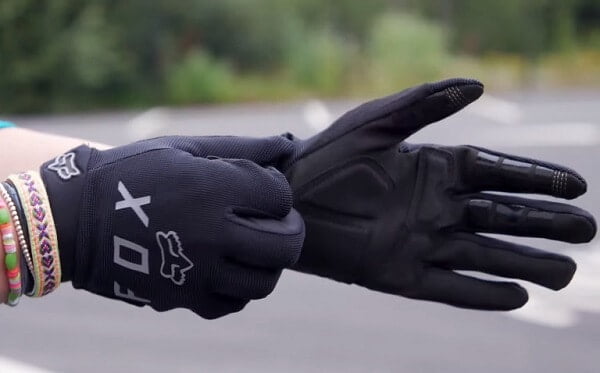 Full finger gloves