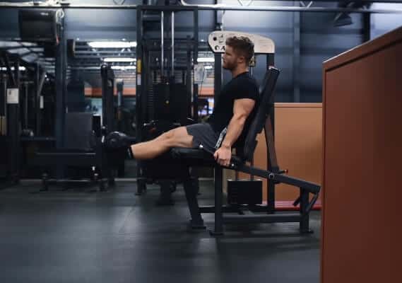 Leg extension machine