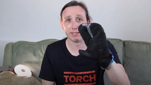 Lobster gloves