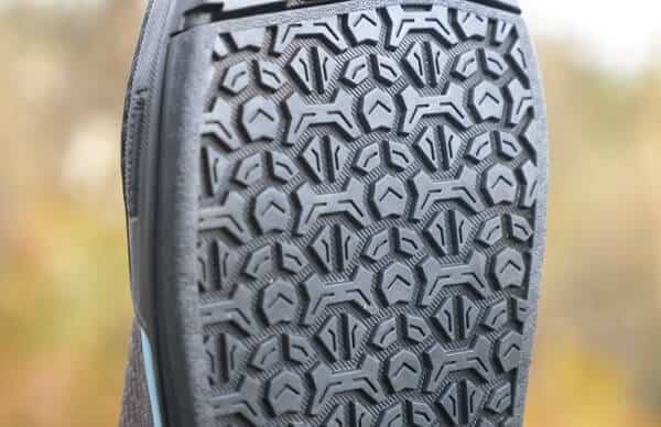 Flat shoe