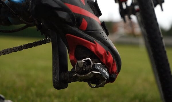 Clipless pedals
