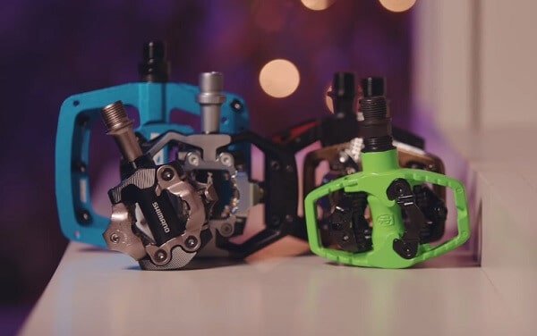 Clipless pedals