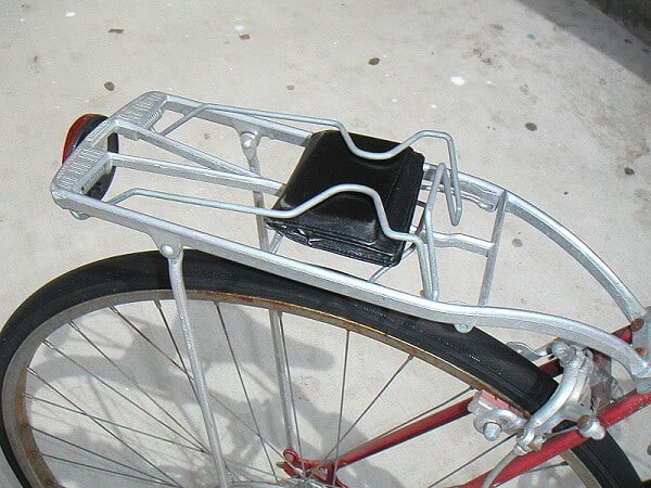 Rear bike rack with clamp