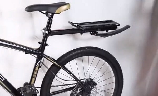 Seatpost rear rack